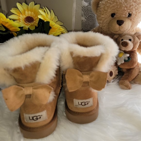 UGG boots - Picture 3 of 9